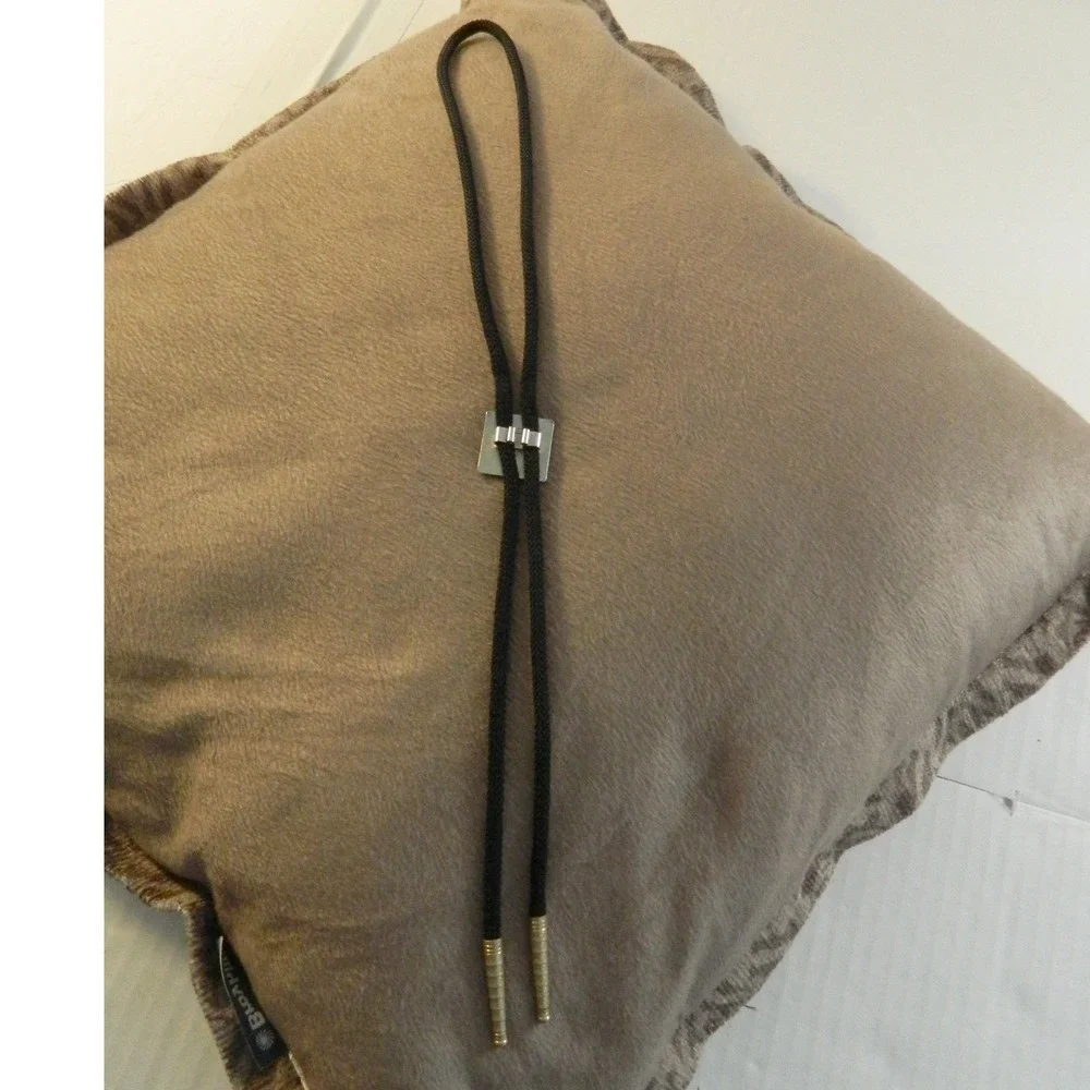 Unbranded Bolo Tie Mens Black Silver Gold Initial L Old English Western Slide